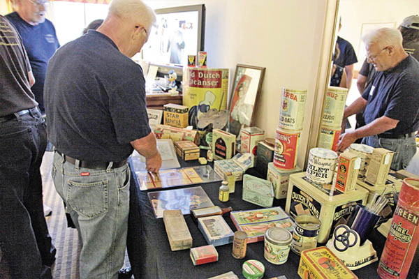 Antiques and Auction News Article: Antique Advertising Convention And Sale Scheduled For York, Pa.